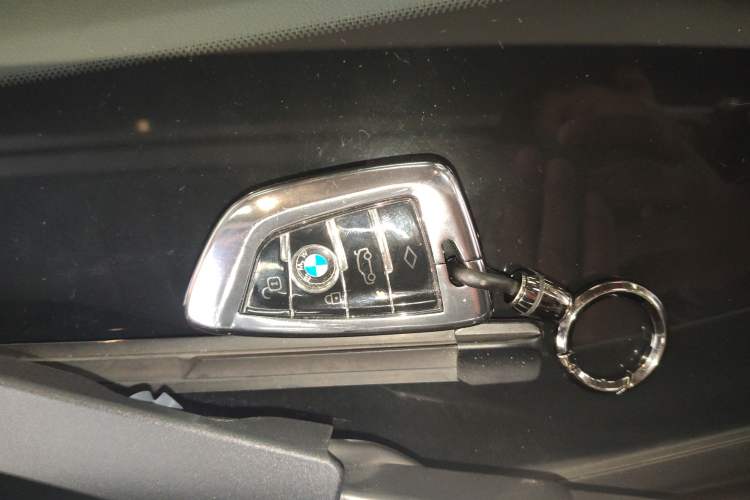 Used BMW 3 Series 2021 Second Facelift 320Li M Sport Package