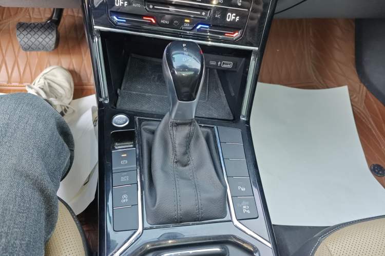 Used Volkswagen Passat 2023 Revised 380TSI Luxury Edition