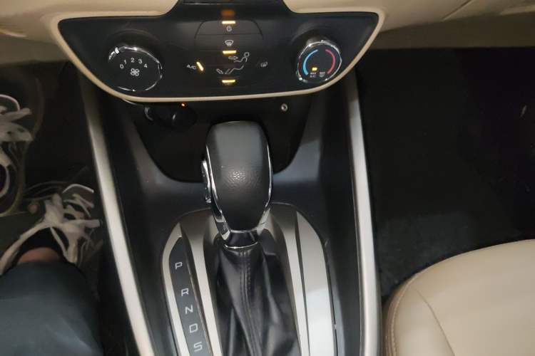 Used Ford Escort 2015 1.5L Automatic Comfort Model
