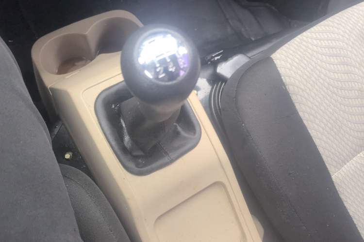 Used Kuayue Kuayue Wang X3 2021 1.6L Standard Version Double Cab with Dual Rear Wheels 2710mm Cargo Bed DAM16KR