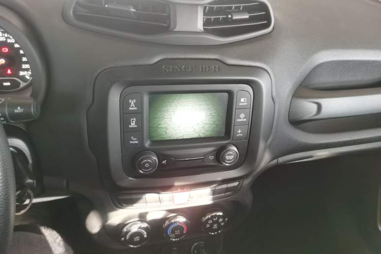 Used  Renegade 2016 1.4T Automatic Jingneng Edition
