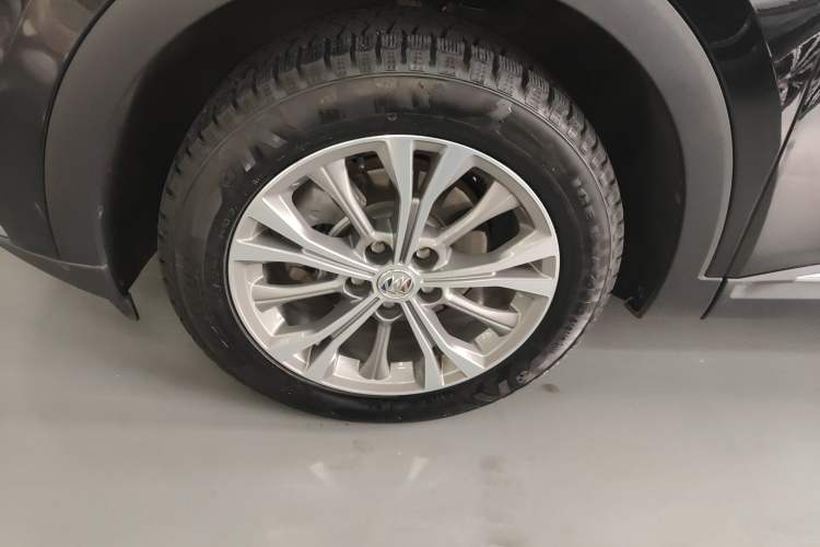 Used Buick Envision 2022 Encore Plus 652T Five-Seat All-Wheel-Drive Luxury Model
