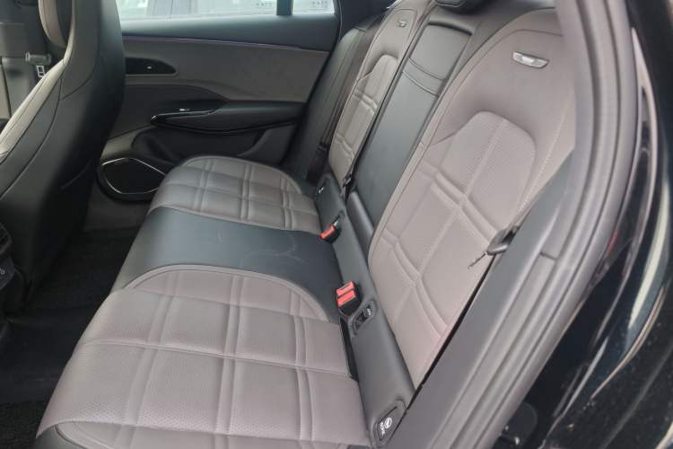 Used Hongqi EH7 2024 690 Pro