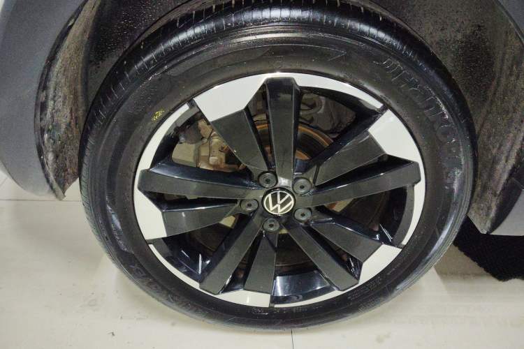 Used Volkswagen Tacqua 2021 200TSI DSG JoyConnect Edition