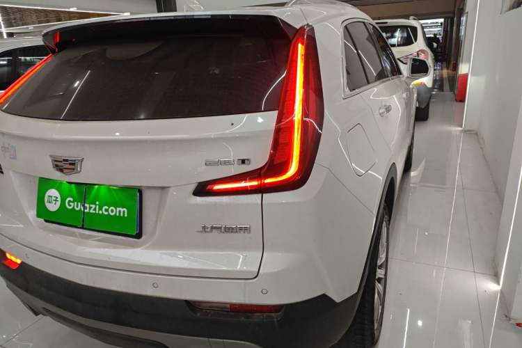 Used Cadillac XT4 2021 28T Two-Wheel Drive Leading Version
