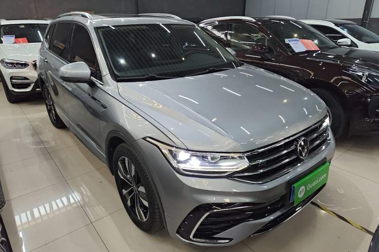 Used Volkswagen Tiguan L 2022 330TSI Automatic Two-Wheel Drive R-Line Enhanced Edition
