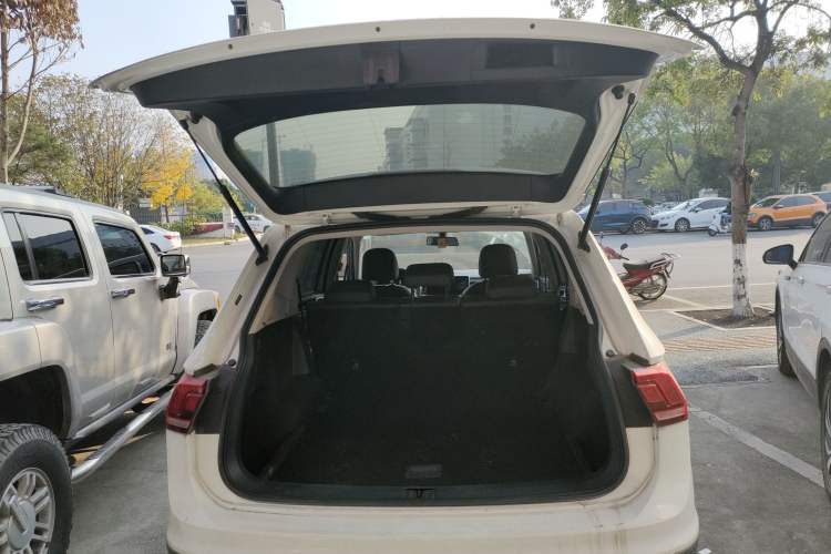 Used Volkswagen Tiguan L 2022 330TSI Automatic Two-Wheel Drive Comfort Edition
