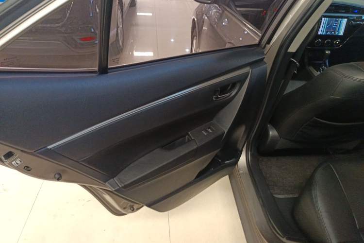 Used Toyota Corolla 2017 1.6L CVT GL