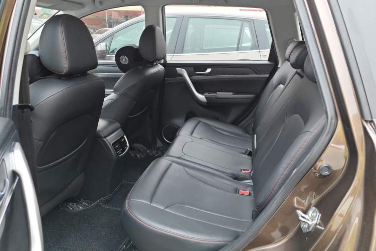 Used Haval M6 2018 Revised Version 1.5T DCT Two-Wheel Drive Elite Edition
