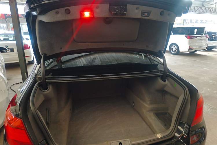 Used BMW 7 Series 2014 730Li Premium Edition
