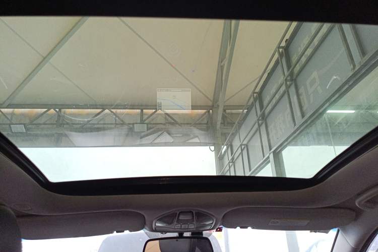 Used Hyundai Santa Fe Classic 2013 3.0L 4x4 Premium Edition 7-Seater Euro IV
