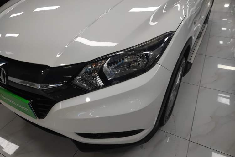 Used Honda Vezel 2015 1.5L CVT two-wheel drive Comfort trim
