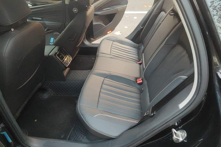 Used Volkswagen Passat 2023 330TSI Starry Elite Edition
