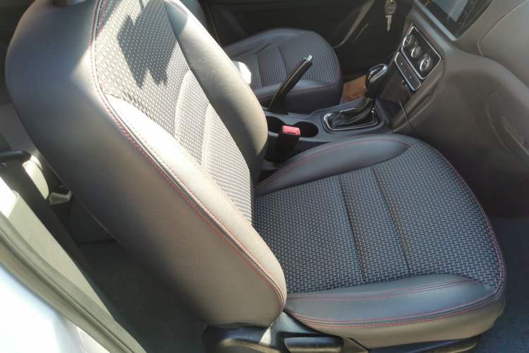 Used Chery Tiggo 3 2016 1.6L CVT ZhiShang Edition
