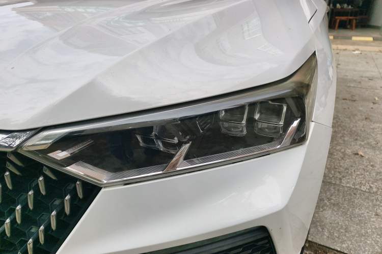 Used Bestune T77 2019 230 TID Automatic Prestige Version China V Emission Standard
