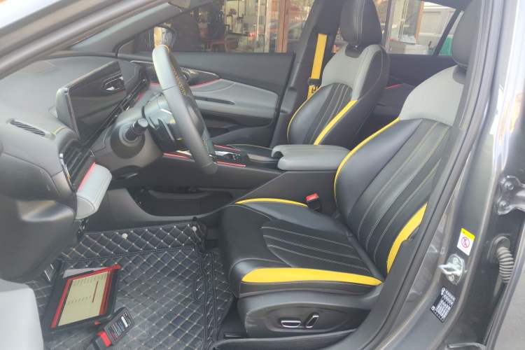 Used GAC Trumpchi EMPOW 2021 270T DCT J15 Version
