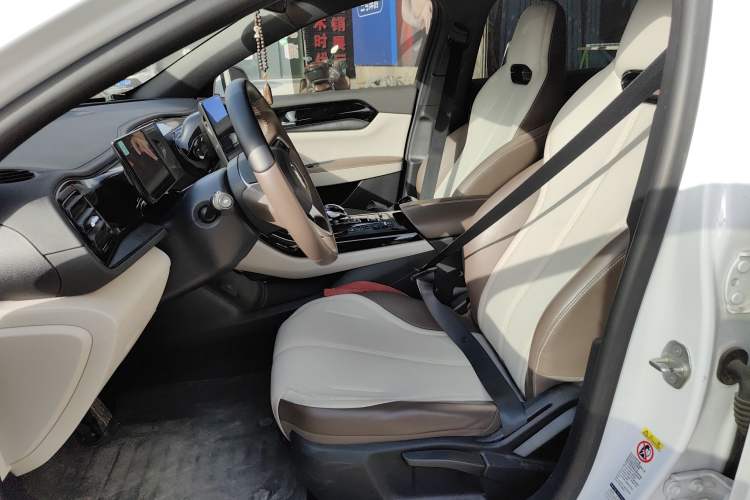 Used BYD Qin PLUS 2024 HONOR Edition DM-i 55KM Leading Model