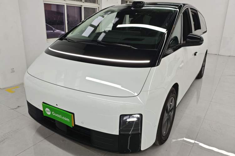 Used Li Auto MEGA 2024 Ultra Model