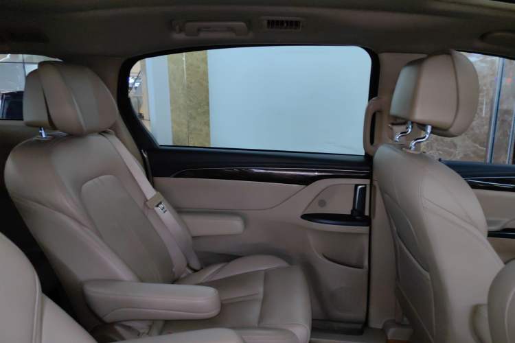 Used Buick GL8 2018 ES 28T Premium Model China VI Standard
