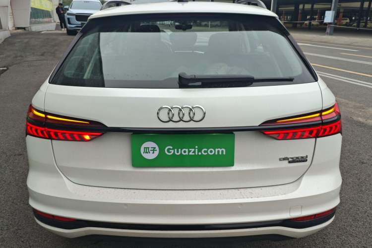 Used Audi A6 2022 allroad quattro Explorer 55 TFSI Prestige Off-Road Model