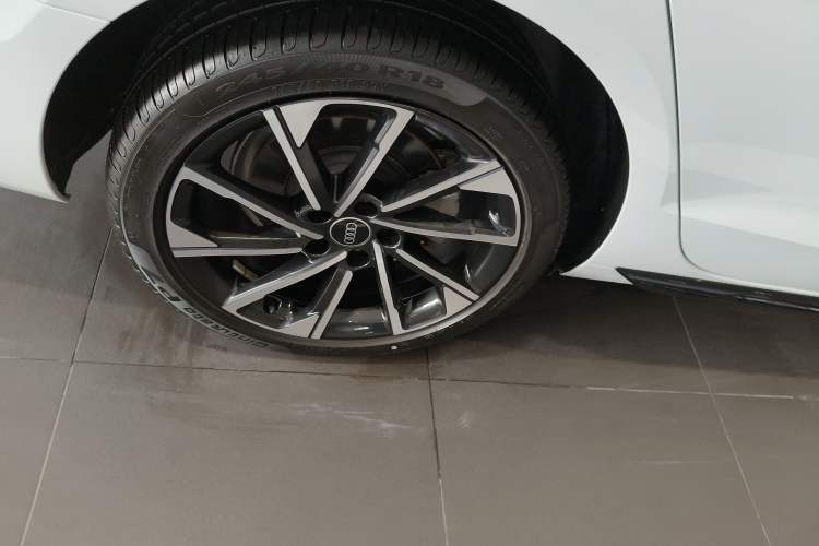 Used Audi A4L 2023 40 TFSI Luxury Dynamic Model