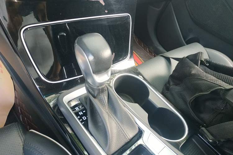 Used Hyundai Tucson 2020 280TGDi Two-Wheel-Drive GLS Fashion Edition China VI Standard
