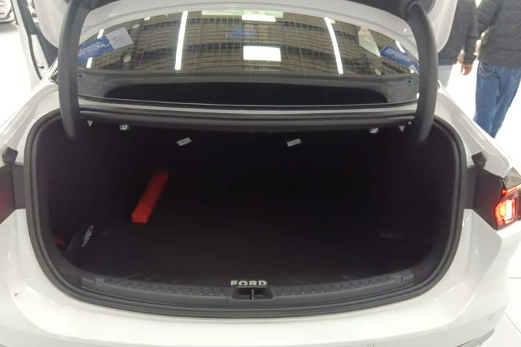 Used Ford Mondeo 2023 EcoBoost 180 Comfort Model
