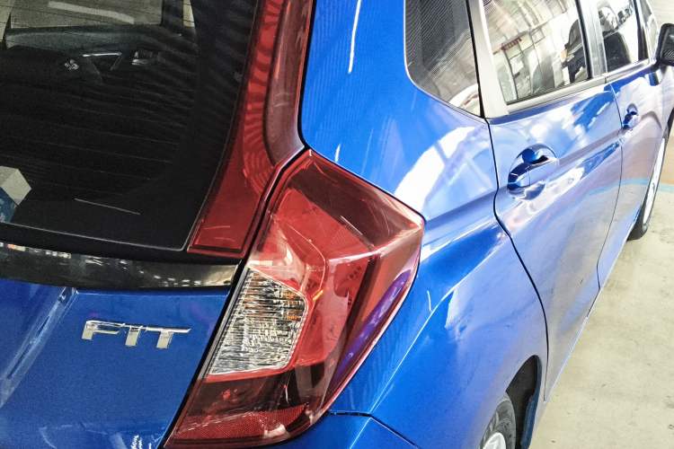 Used Honda Fit 2016 1.5L SES CVT Fashion Sunroof Edition