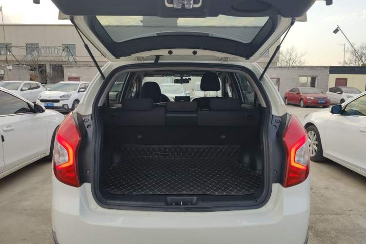 Used SsangYong Korando 2014 2.0L Gasoline Two-Wheel Drive Automatic Elite Navigation Edition