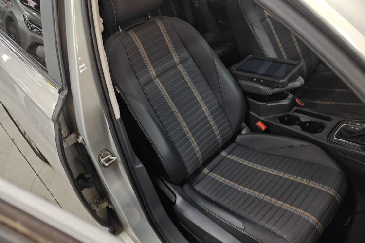 Used Volkswagen Lavida 2021 280TSI DSG Comfort Edition
