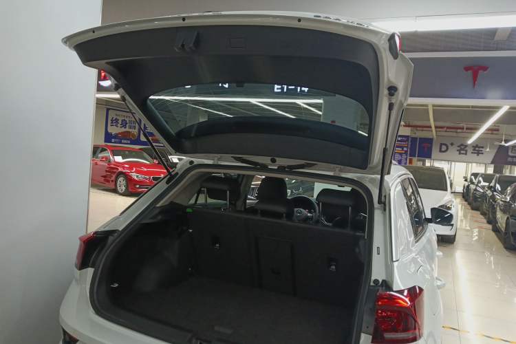 Used Volkswagen T-ROC 2022 280TSI DSG Two-Wheel Drive Elite PLUS
