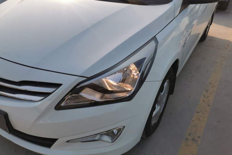 Used Hyundai Verna 2014 1.4L Automatic Smart GLS
