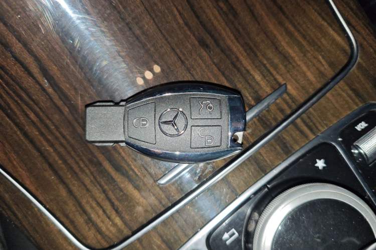 Used Mercedes-Benz GLC 2018 Facelifted GLC 260 4MATIC Dynamic Edition