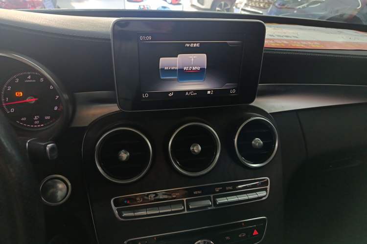 Used Mercedes-Benz C-Class 2017 Restyled C 180 L Fashion Edition Sport Version
