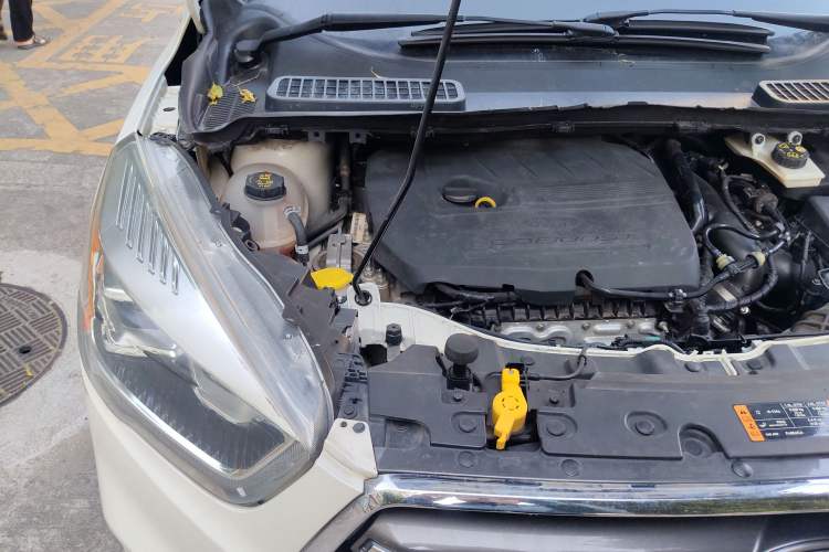 Used Ford Kuga 2019 EcoBoost 180 Two-Wheel-Drive Platinum Edition China VI Standard