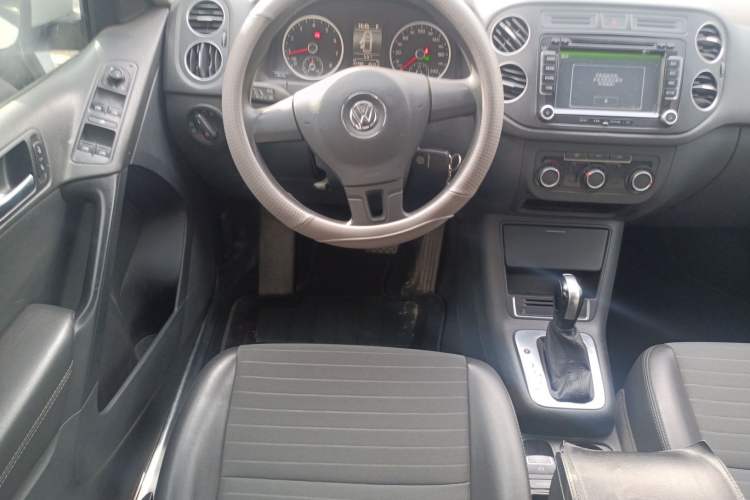 Used Volkswagen Tiguan L 2013 1.8TSI Automatic Two-Wheel Drive Trend Edition
