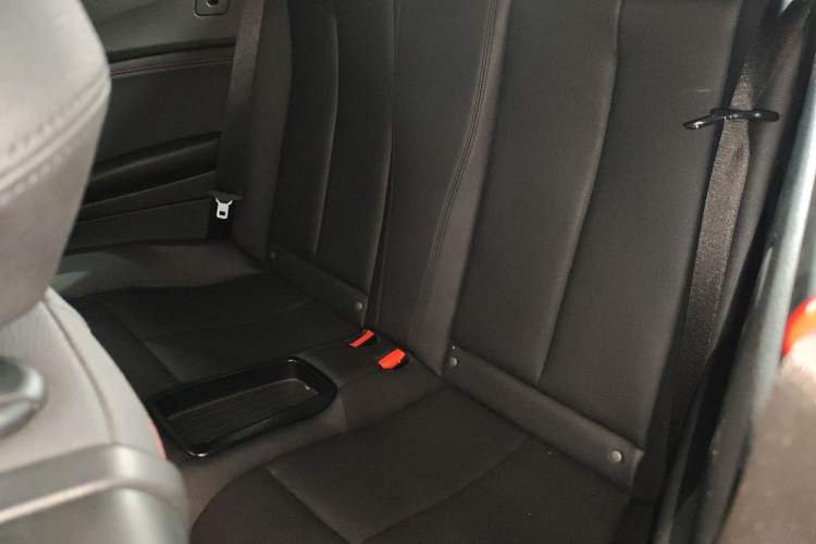 Used BMW 2 Series (Import) 2019 225i Convertible Coupe Sports Design Package