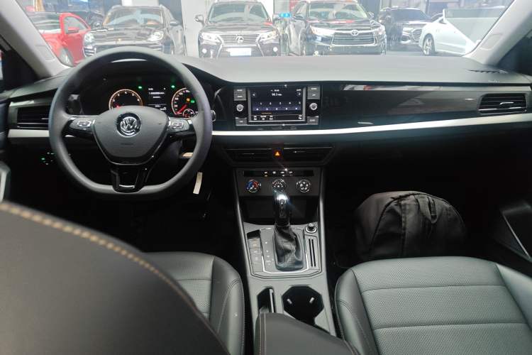 Used Volkswagen Lavida 2018 1.5L Automatic Comfort Edition China V Standard
