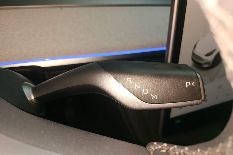 Used Tesla Model Y 2024 Long-Range All-Wheel-Drive Version
