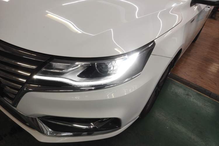 Used Roewe i6 2020 PLUS 1.6L CVT 4G Connected Glory Flagship Edition
