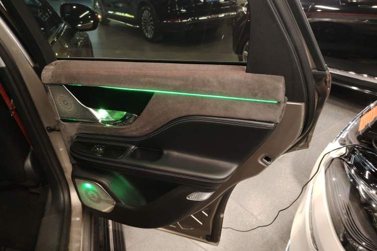 Used Lincoln Corsair 2020 2.0T Two-Wheel Drive Luxury Edition
