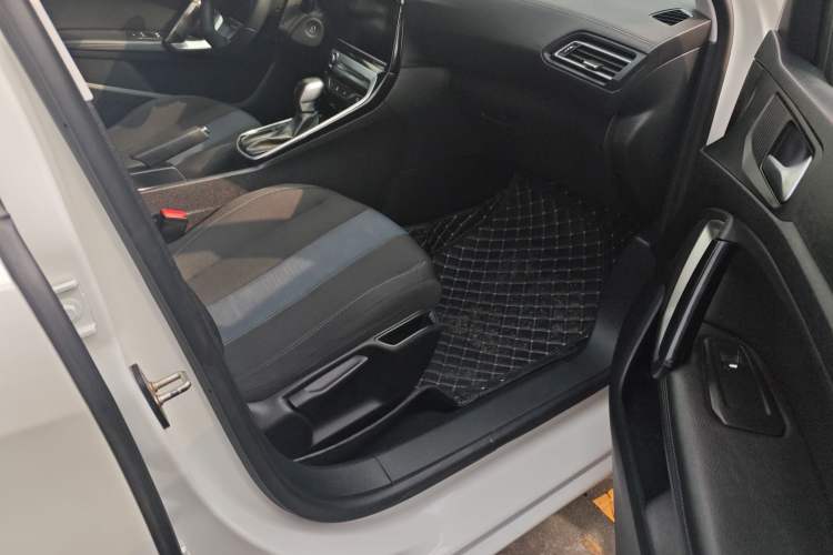 Used Peugeot 308 2018 230THP Automatic Luxury Edition
