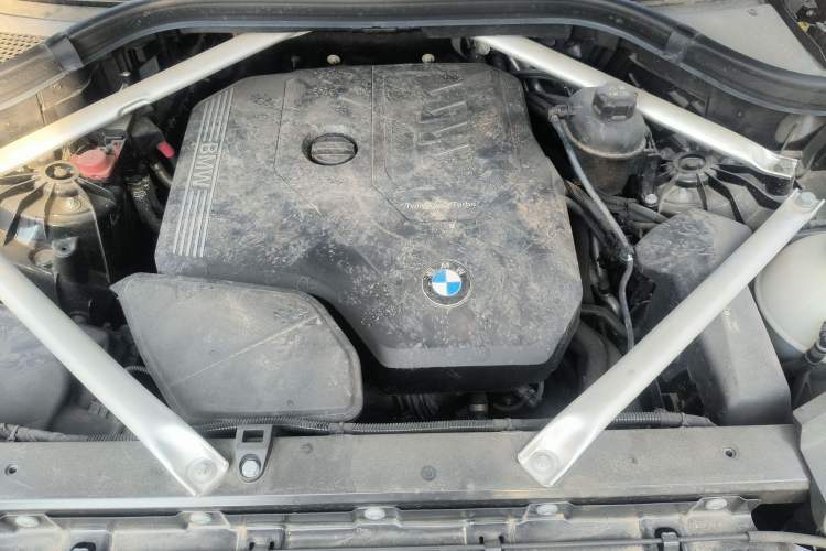 Used BMW X5 2022 Restyled xDrive 30Li Luxury Version M Sport Package
