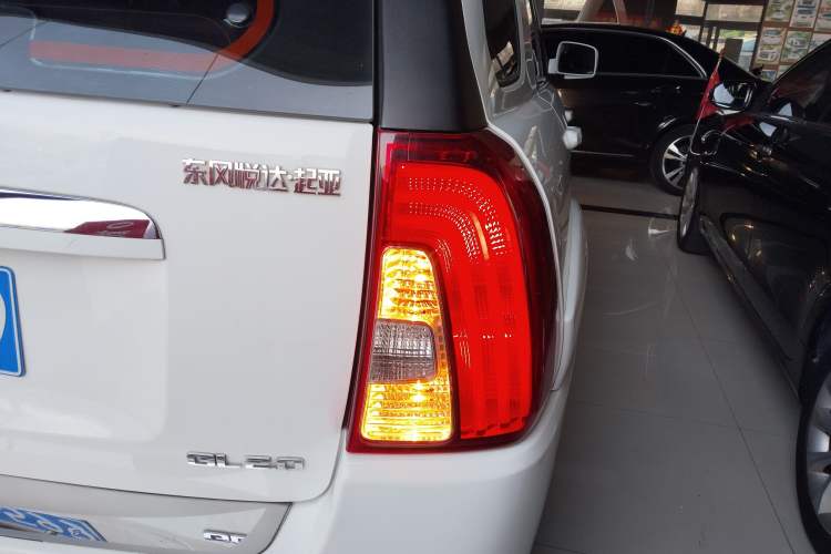 Used Kia Sportage 2013 2.0L Automatic Two-Wheel Drive GL Trim
