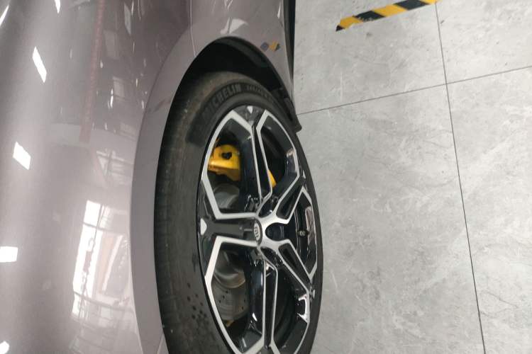 Used  SU7 2024 Four-Wheel-Drive Max Founder's Edition
