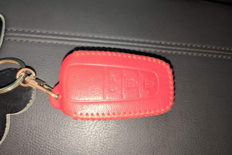 Used Toyota Avalon 2019 2.0L Luxury Edition China VI Standard
