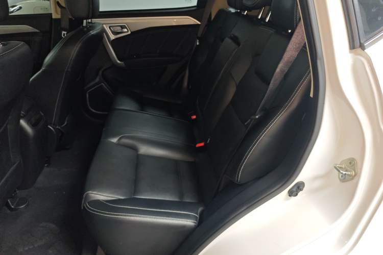 Used Geely Auto Vision X6 2016 1.8L Manual Luxury Model