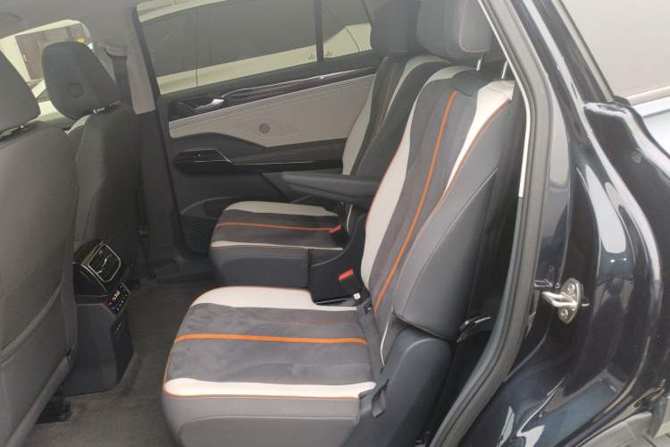 Used Volkswagen ID.6 CROZZ 2021 Revised Version Long-Range PRO Edition
