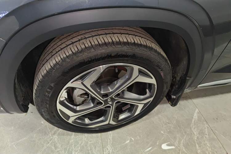 Used Geely Auto Monjaro L 2024 2.0TD High-Power Automatic Two-Wheel Drive Yunqi Version
