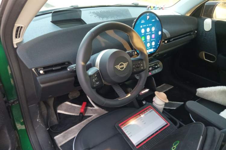 Used  Electric MINI COOPER 2024 452km COOPER SE Artist